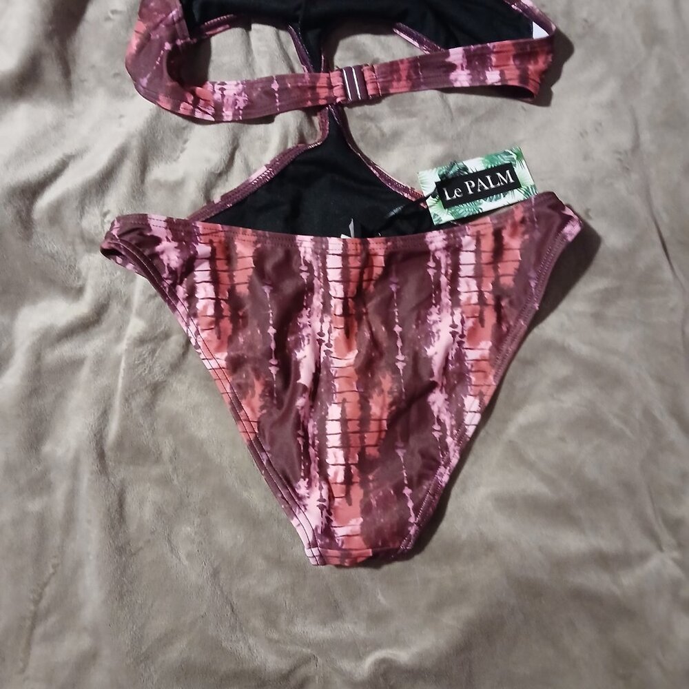 Asos Luxe Palm Women's Cut Out Halter Neck Swimsuit Purple Print NWT SZ 4 - Picture 7 of 10